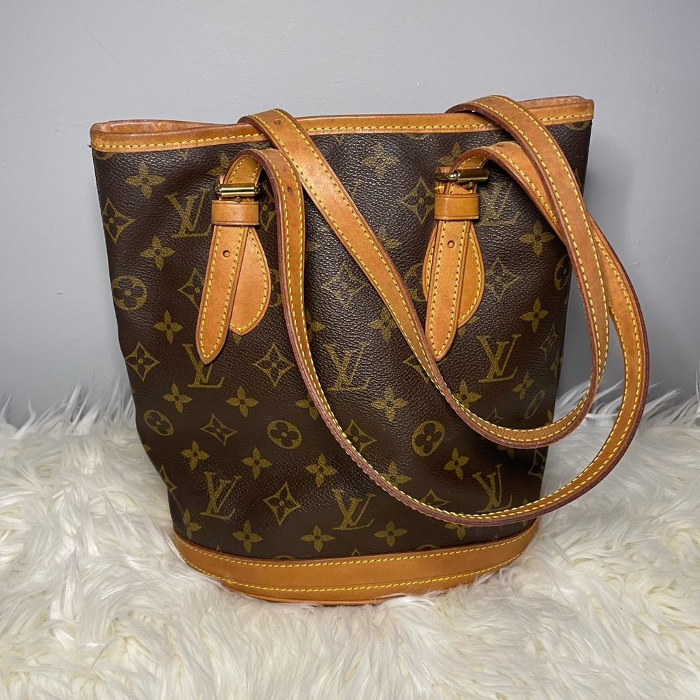 Sold!! Bucket bag PM Louis Vuitton